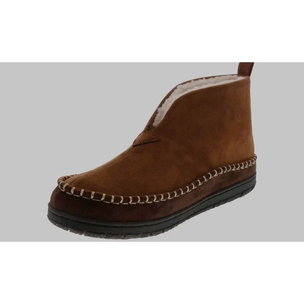 NWT In box Tamarack Lodge Men’s Slipper size 12 (D)